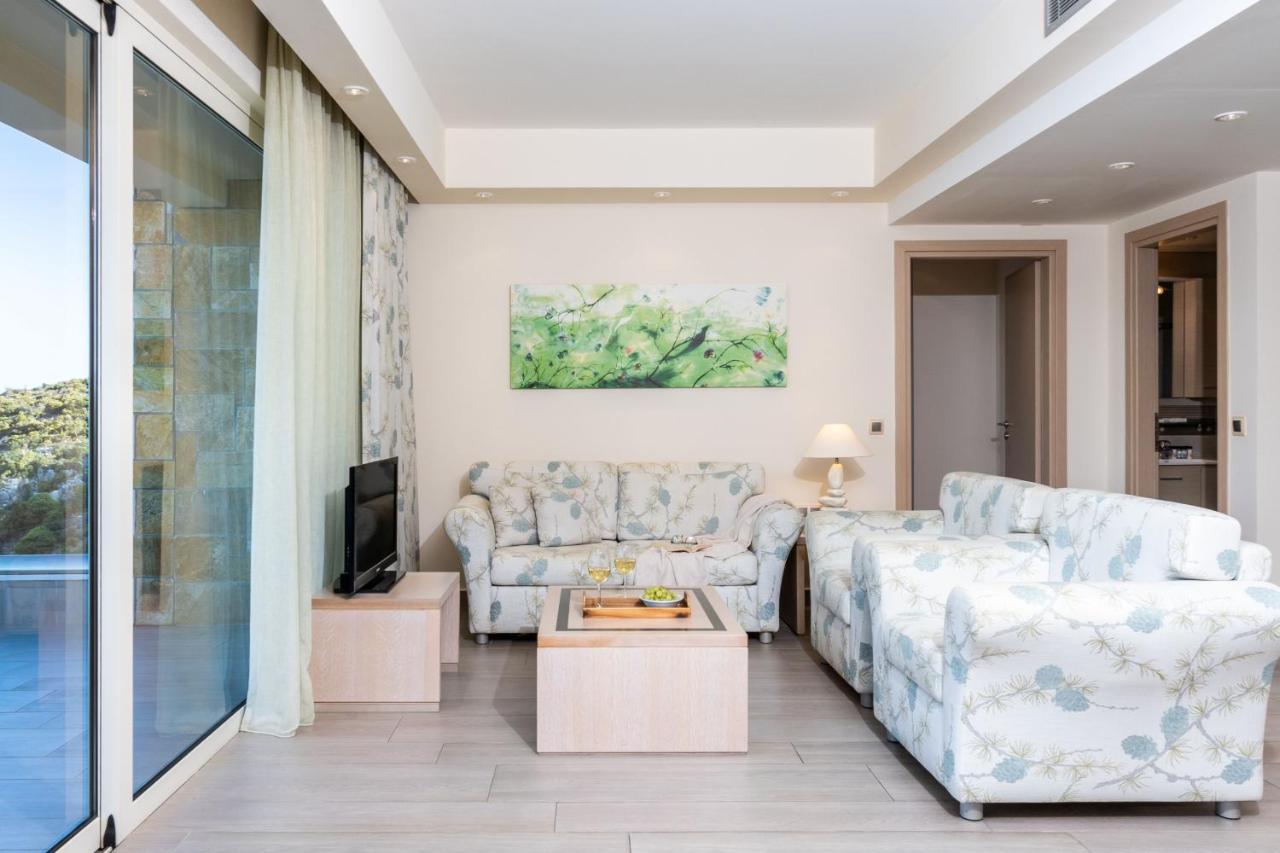 Princess Kyniska Suites Plítra Buitenkant foto